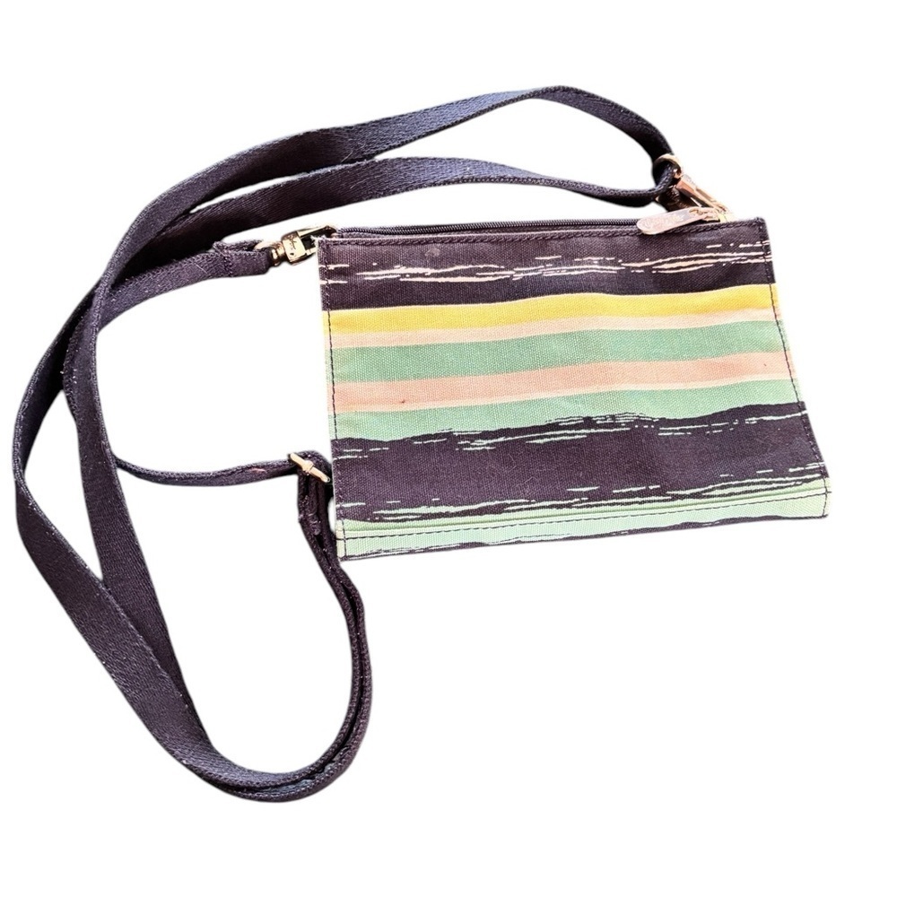 Thirty-One Sea Stripe Green & Black Cross Town Crossbody Purse Zip Magnet Close